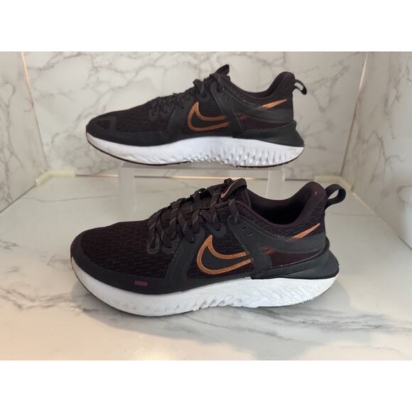 Nike React Infinity Run Flyknit Shoes Mens Size 8.5 Running, Violet and Gold - Picture 4 of 6